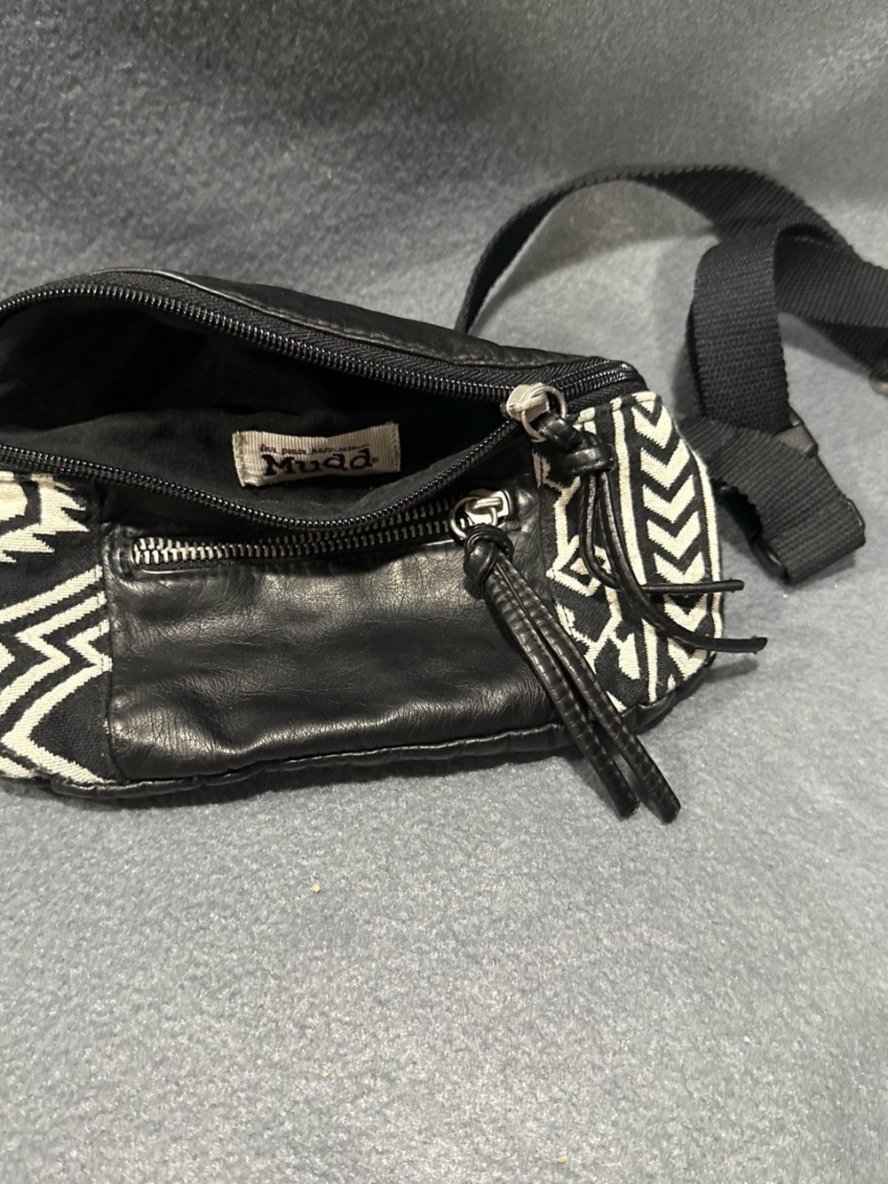MUDD Black & White Patterned Crossbody/ Waist Bag